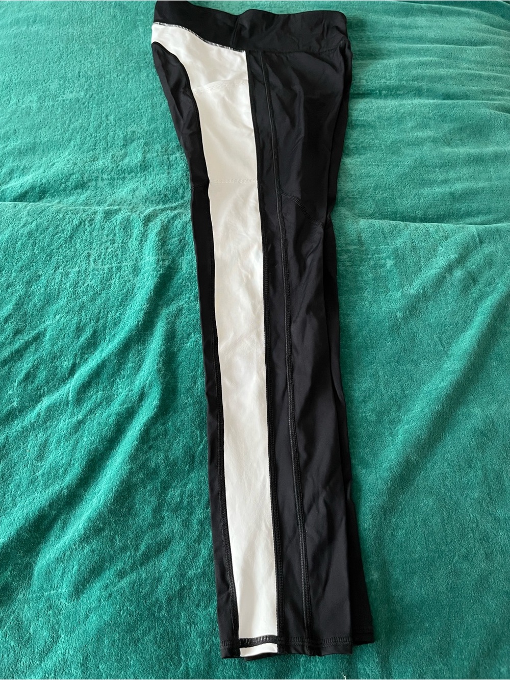 NUX Black Leggings with White Side Stripes. Pockets.